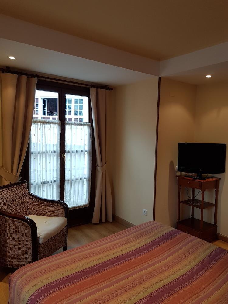 Rural La Plaza Hotel *