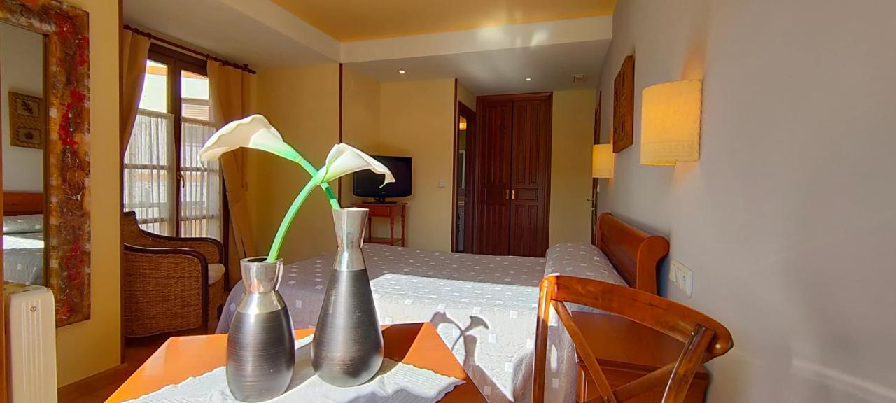 Hotel Rural La Plaza *