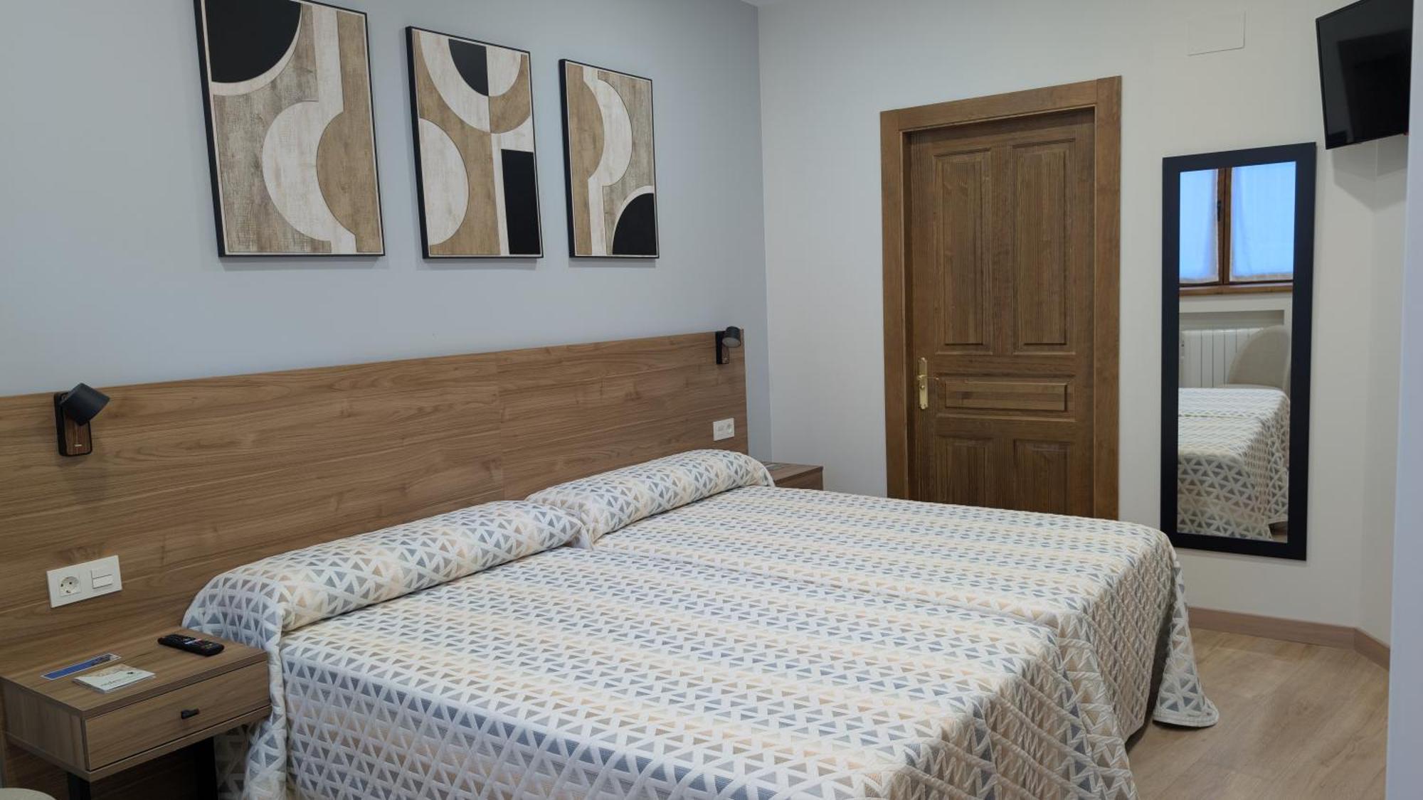 Rural La Plaza Hotel Caso